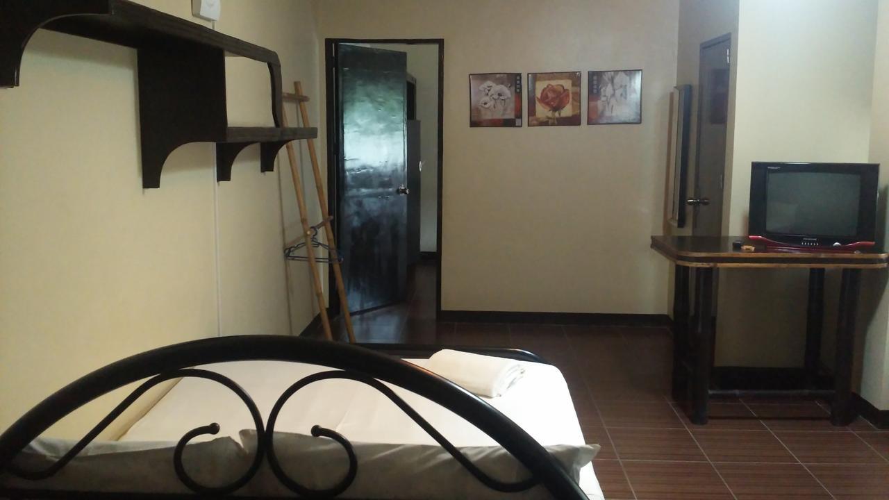Casa Mia Resort Puerto Galera Εξωτερικό φωτογραφία